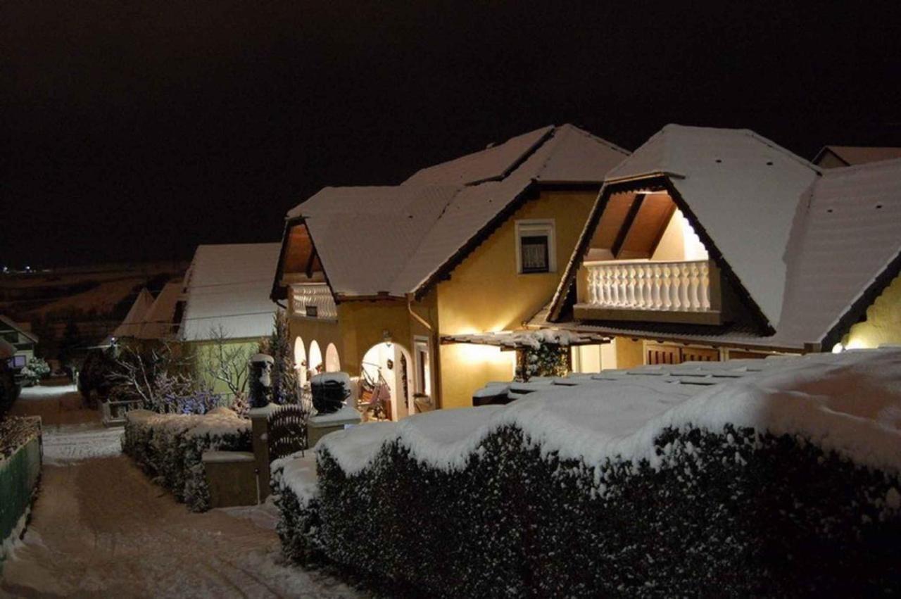 Apartment In Heviz/Balaton 18913 エクステリア 写真